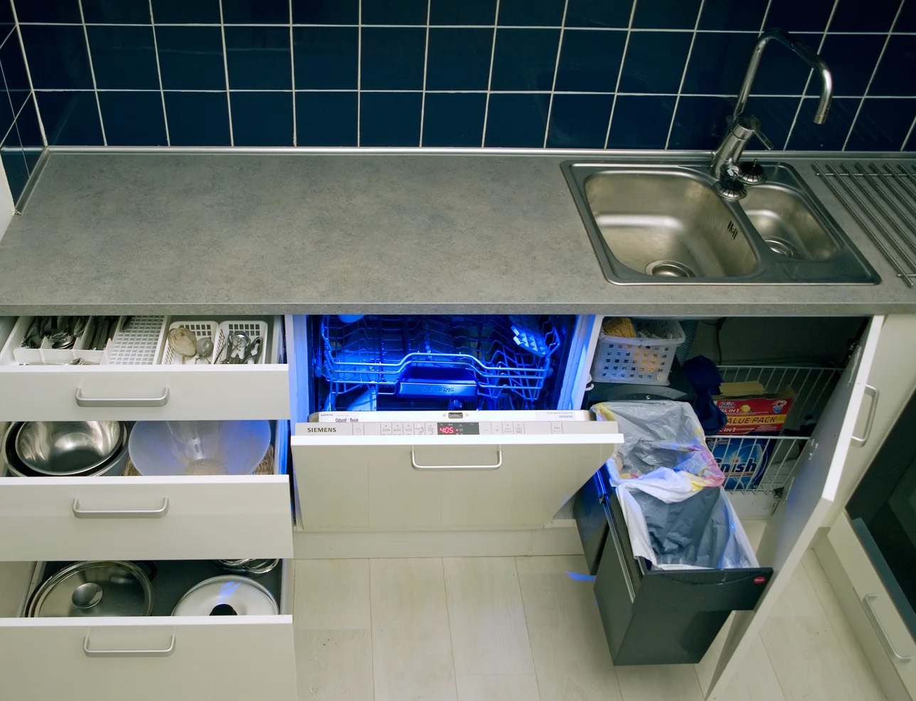 Dishwasher Leak Cleanup in Staten Island, NY
